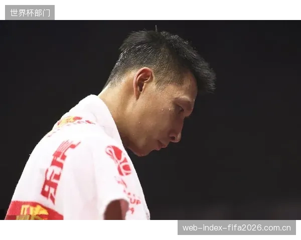 黄金一代面临谢幕，蒂莱曼斯等中生代球员能否在世界杯赛场上扛起球队中场大旗备受关注。